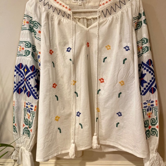 Free The Roses - Embroidered Top - Picture 8 of 8